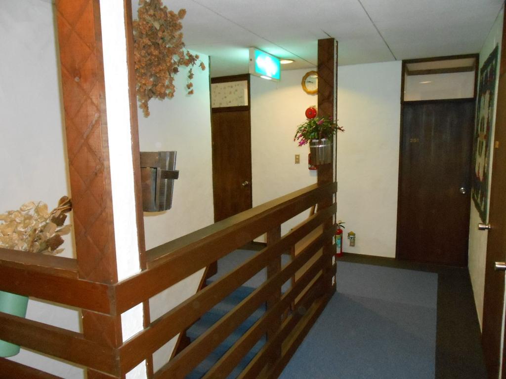Pension Nugget Inn Hakuba Ngoại thất bức ảnh